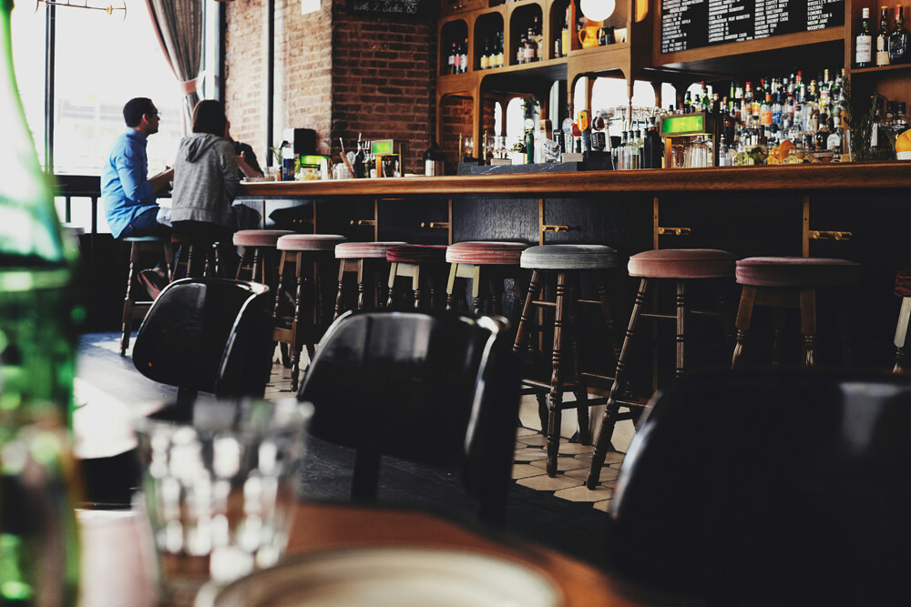 club bar cleaning in London